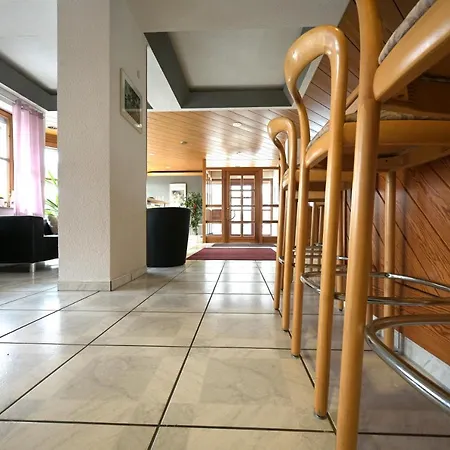 Hirsch Πανσιόν